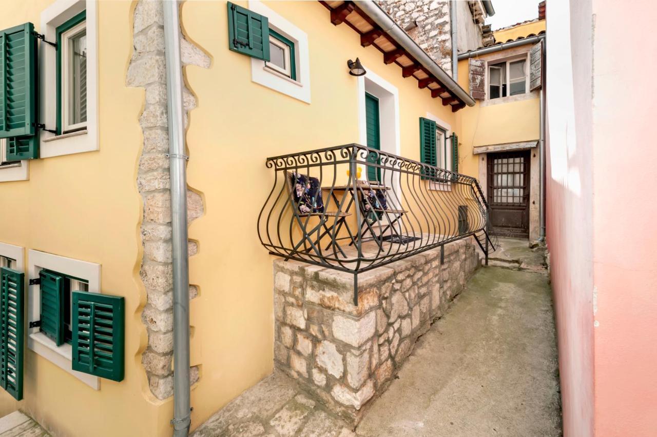 Yellow House Rovinj Extérieur photo