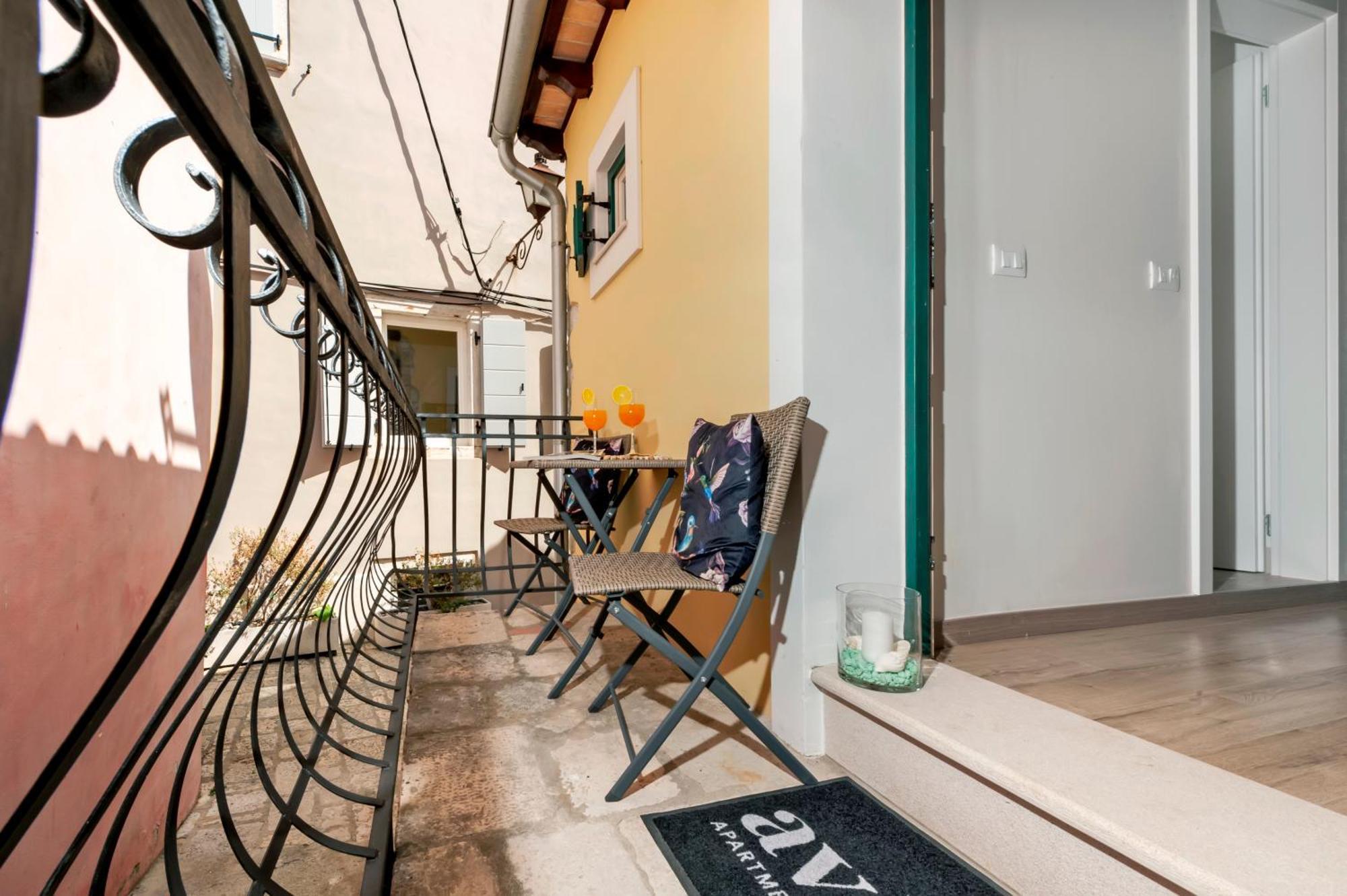 Yellow House Rovinj Chambre photo